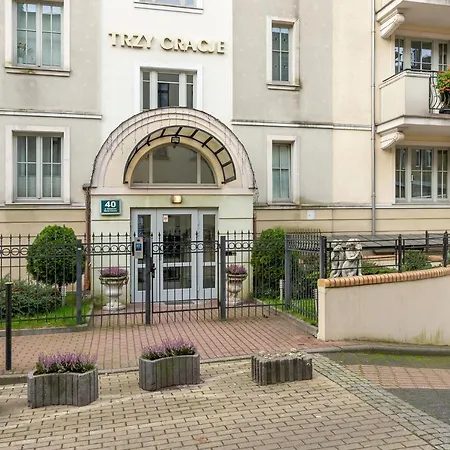 Lion Apartments - Portofino Familly Apartment At The City Center With Parking Sopot Exterior photo
